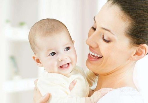 有哪些症状可能表明宝宝消化不良？