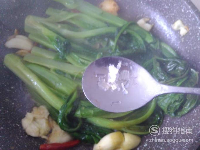 爆炒莴笋油菜的做法
